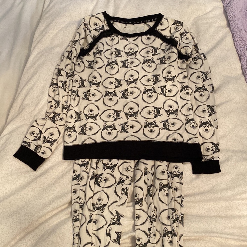 Cozy Zoe husky pj set